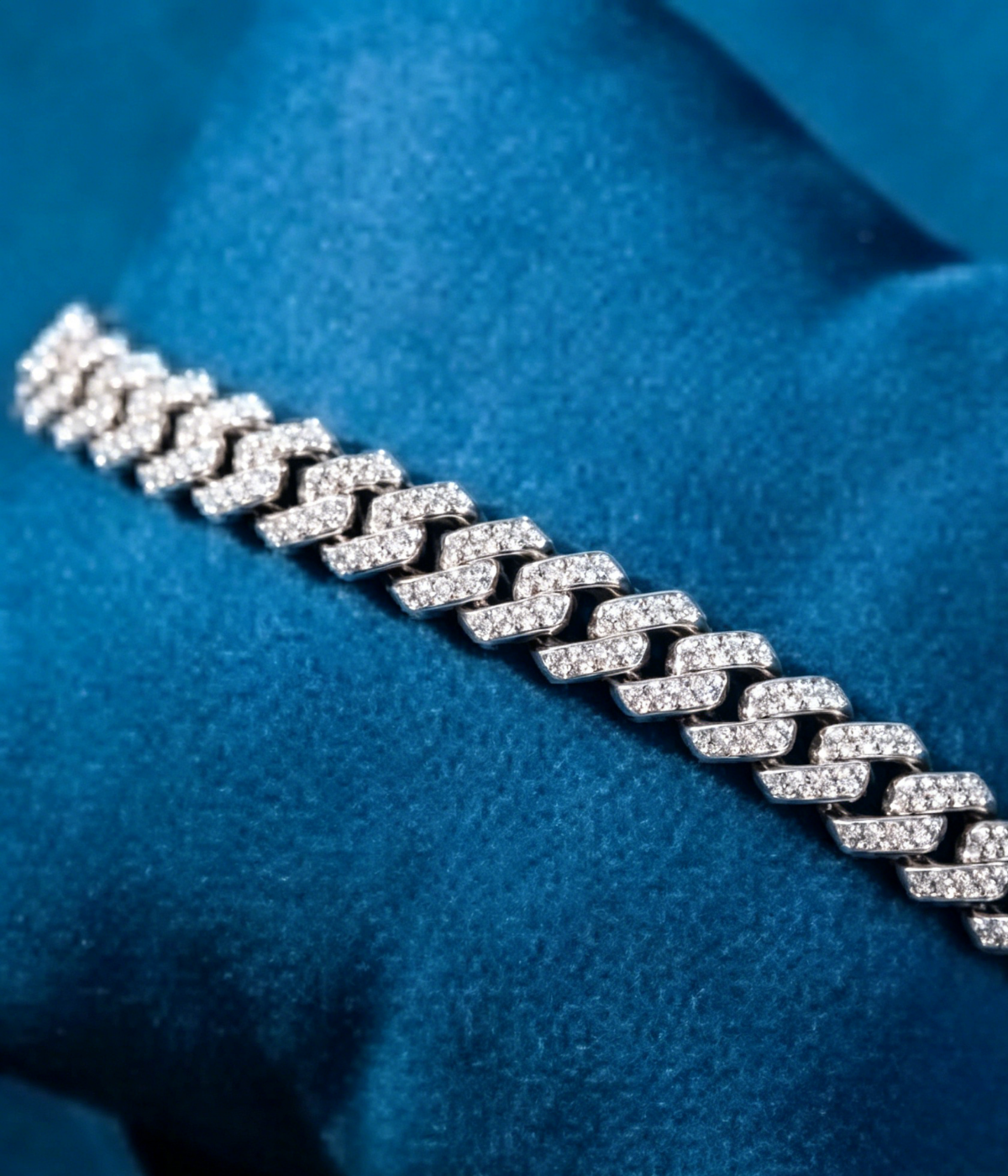 Sparkling Cuban link bracelet with repeating rectangular stone links